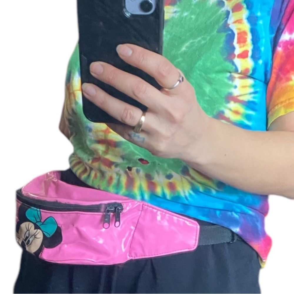 VINTAGE 90s MINNIE MOUSE FANNY PACK Patent Pink